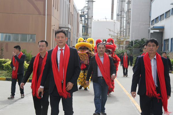 千秋偉業(yè)添錦繡 萬里鵬程展宏圖 —— 常青樹舞獅獻(xiàn)瑞賀新春，歡天喜地迎開工！